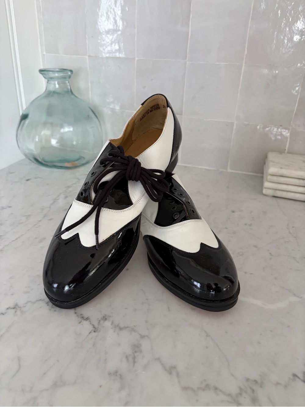 Spectator Shoes All Leather NWT Leo’s - Picture 2 of 4